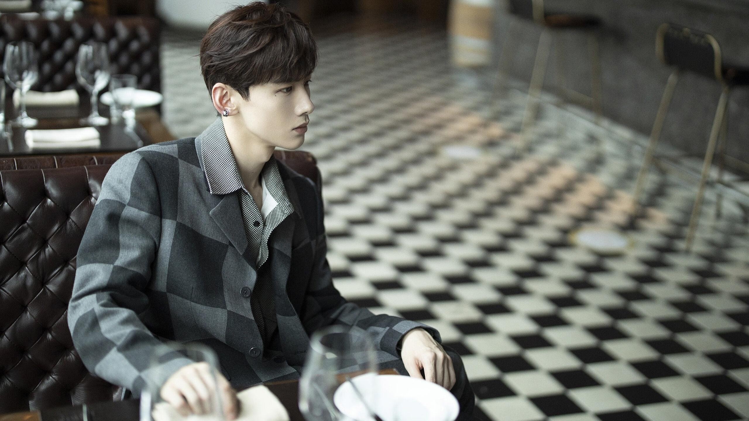 赛道与球场的双城记，佩雷兹精准封线，哈登强行终结的艺术