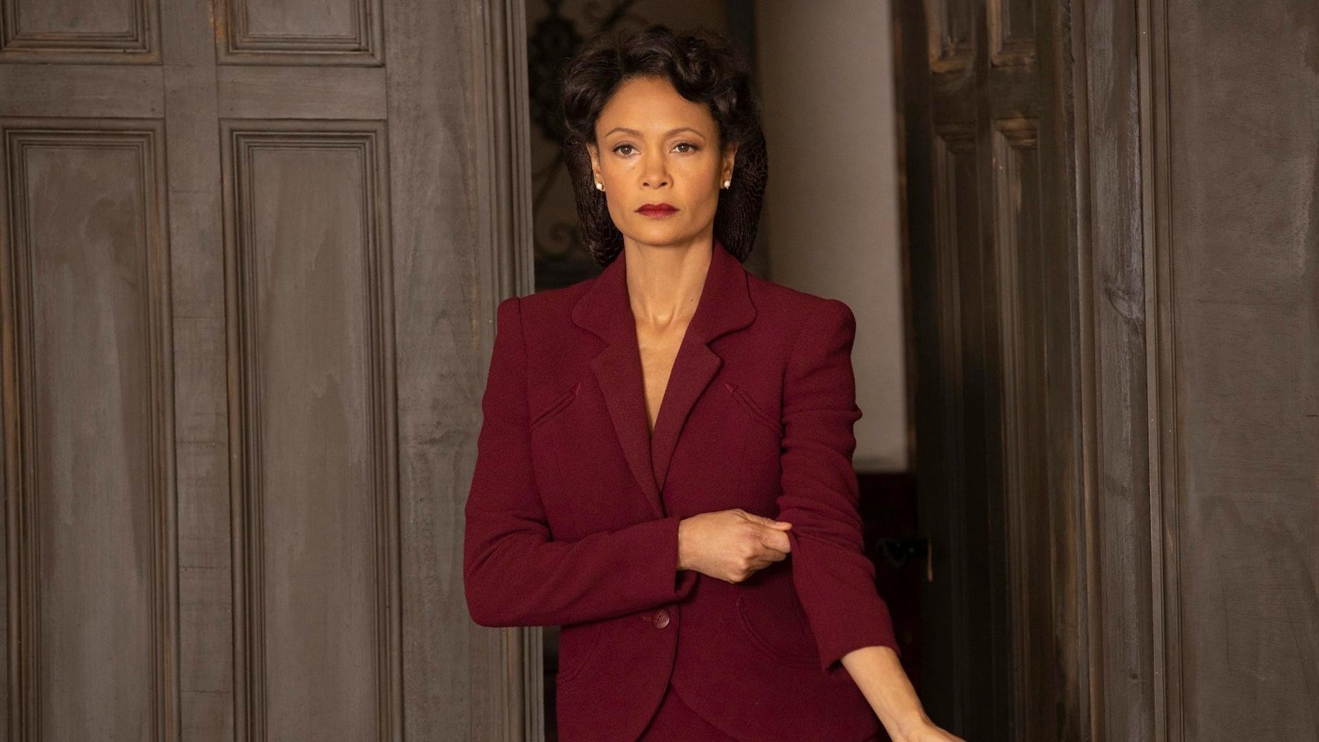 当门墙遇见铁幕，奥纳纳的孤高与芬兰的集体胜利