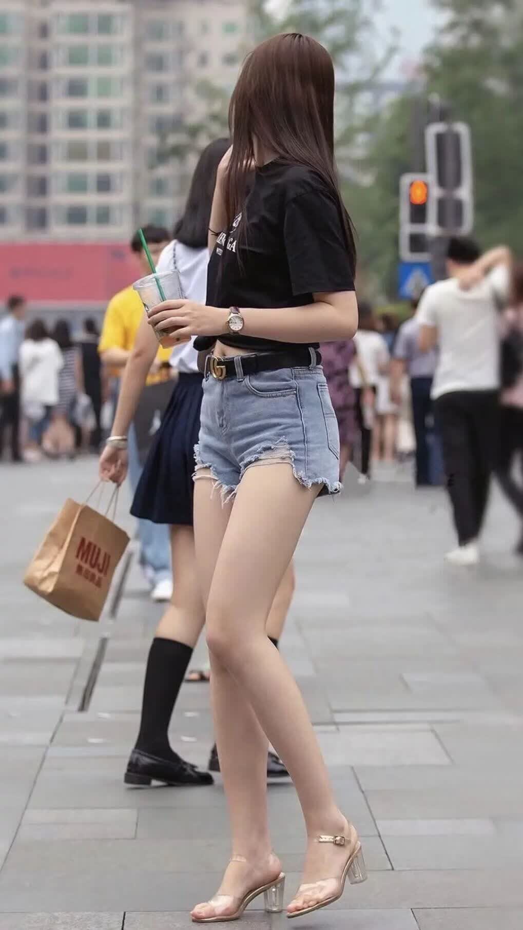 唯一的回响，当国家德比的烈焰，照见马里沙漠般的冷寂荣光